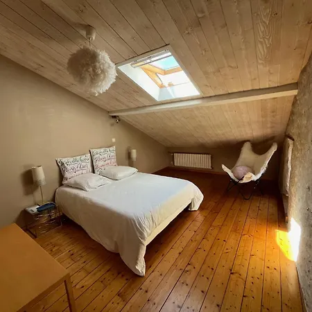 Ubytování v soukromí De Charme Avec Jardin Et Piscine *